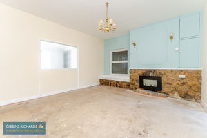 Dining room- click for photo gallery